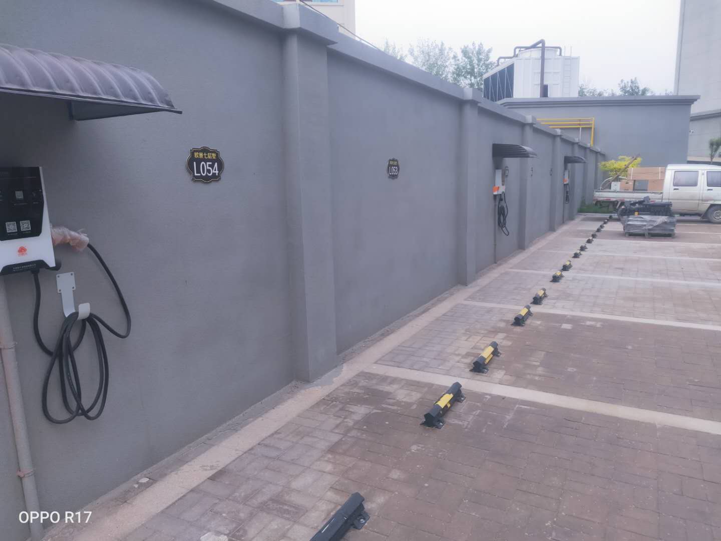 機(jī)場(chǎng)歐景七層墅電動(dòng)汽車掃碼充電樁